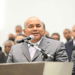 ASSEMBLEIA DE DEUS EMITE DOCUMENTO PROIBINDO ADOLESCENTES DE NAMORAREM